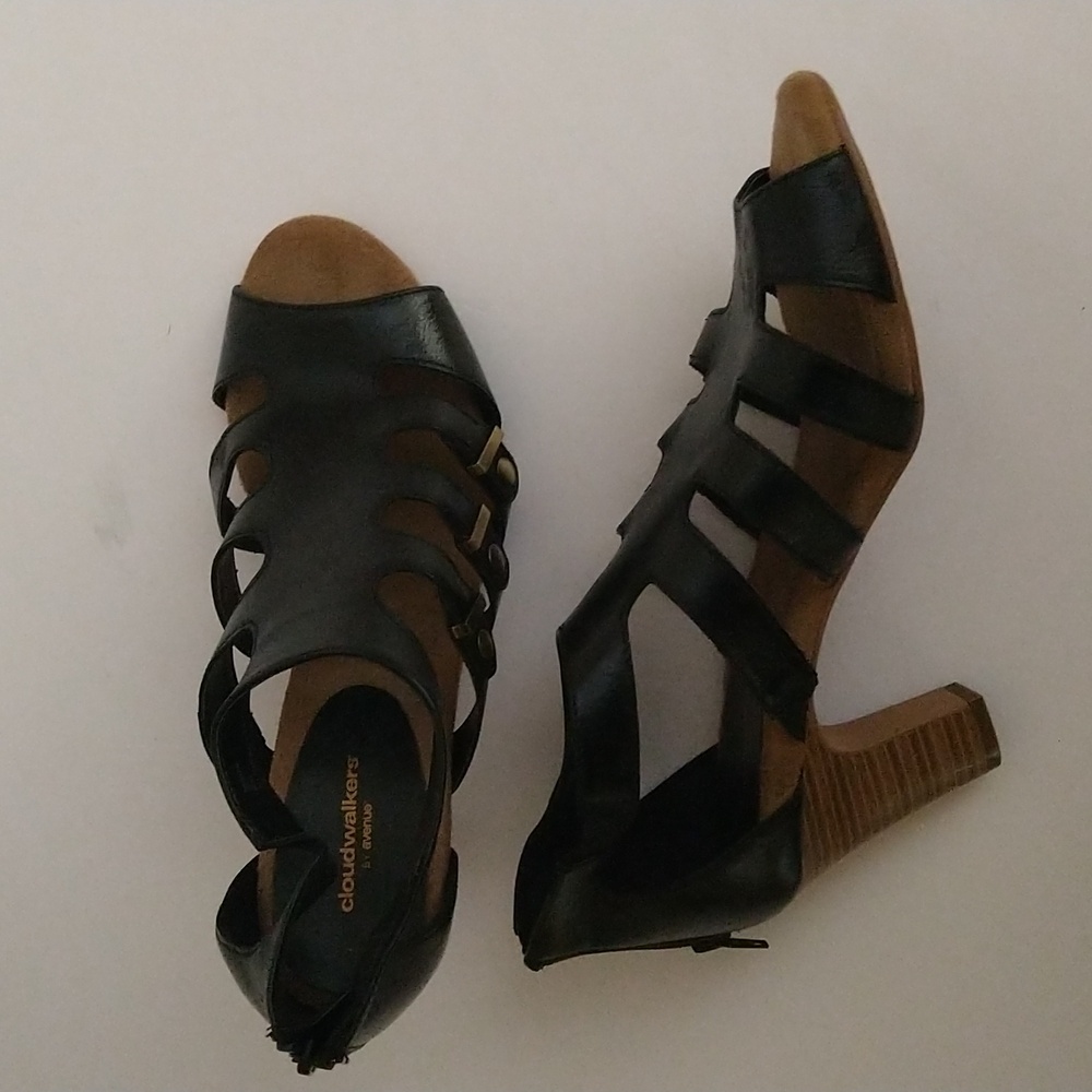 Shoes - Picture 1 of 4